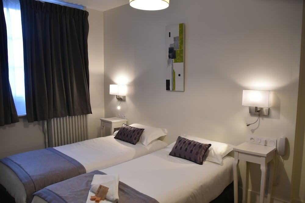 Hotel Raymond 4 Toulouse Bagian luar foto
