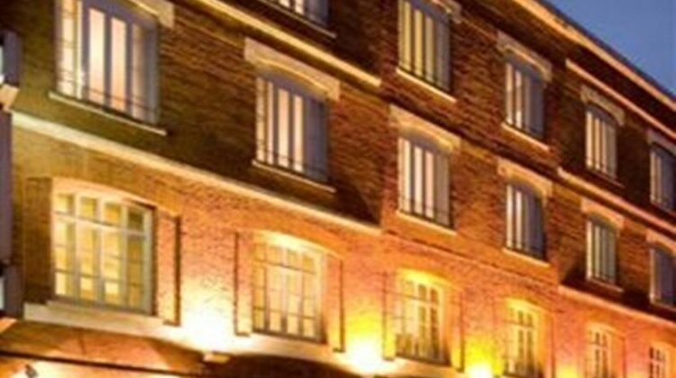 Hotel Raymond 4 Toulouse Bagian luar foto